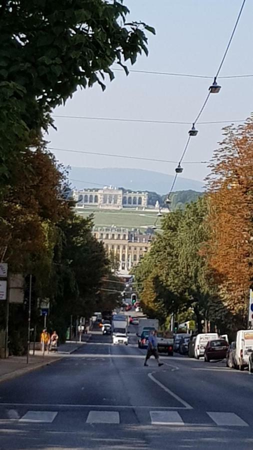 Smile Schoenbrunn Vienna