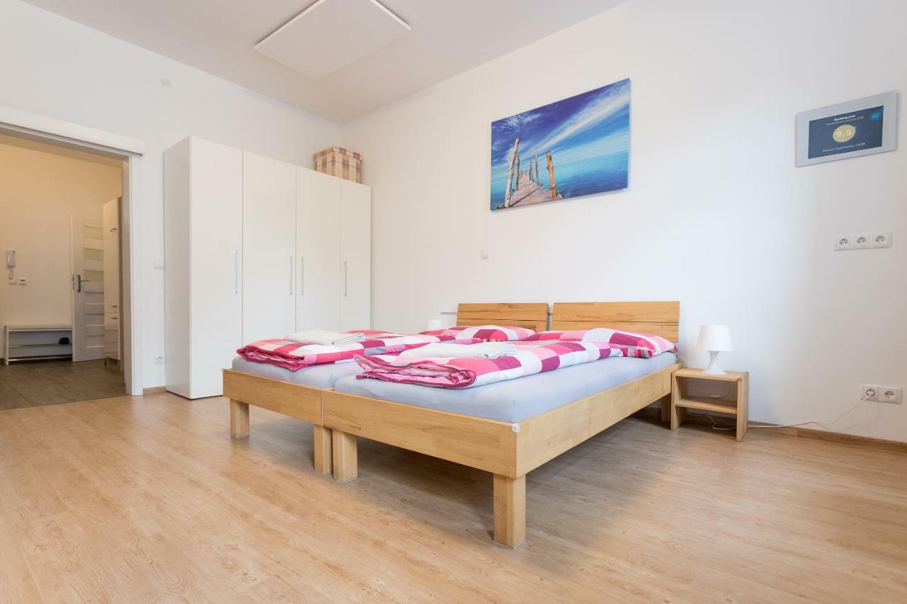 Smile Schoenbrunn Apartment